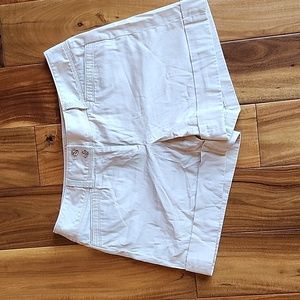 White House Black Market light tan shorts size 6